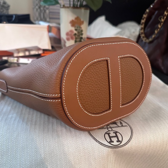 AUTHENTIC BNWT Hermès In-The-Loop 18 – Gold Clemence Leather - Picture 5 of 17